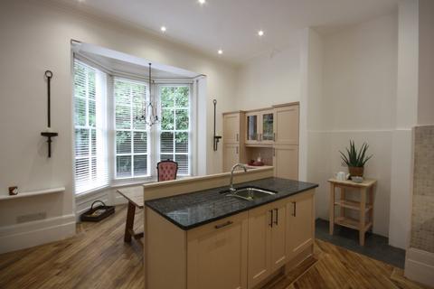 2 bedroom apartment for sale, Rayleigh Road, Hutton, Brentwood, CM13