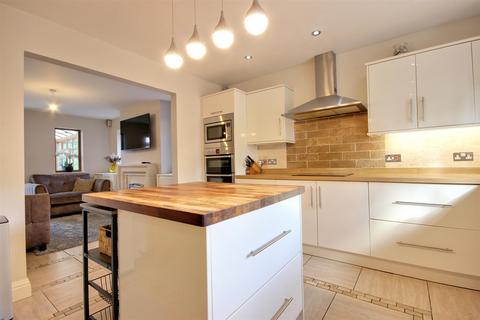 undefined, Mill Lane, Cottingham