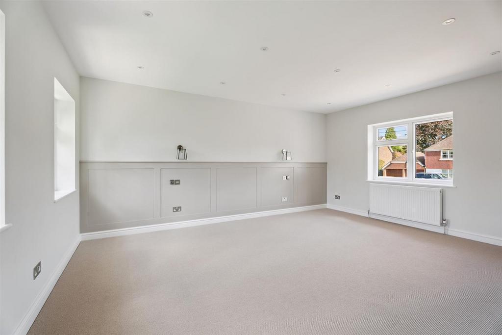 Principal bedroom