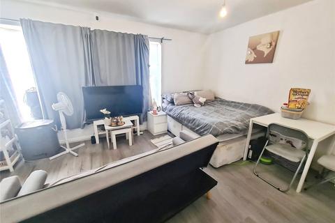 Studio to rent, Shirley Road, Hampshire SO15