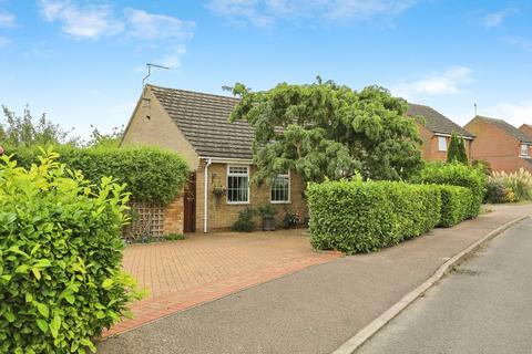 2 bedroom detached bungalow for sale, Orchard Close, Huntingdon PE28