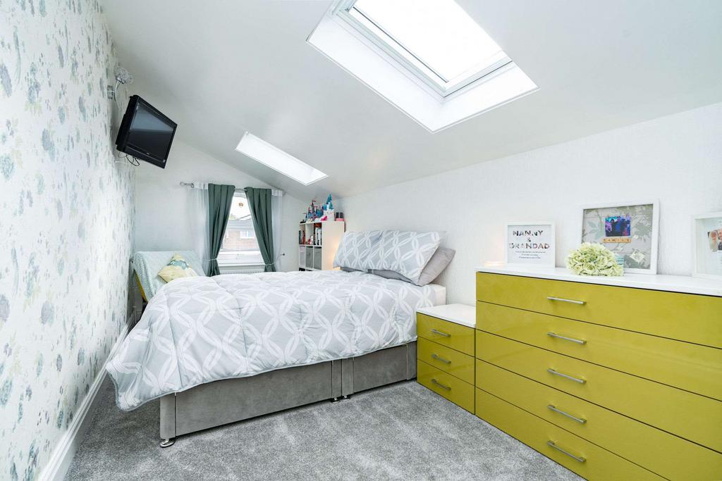 Bedroom 1 (Double with Ensuite)