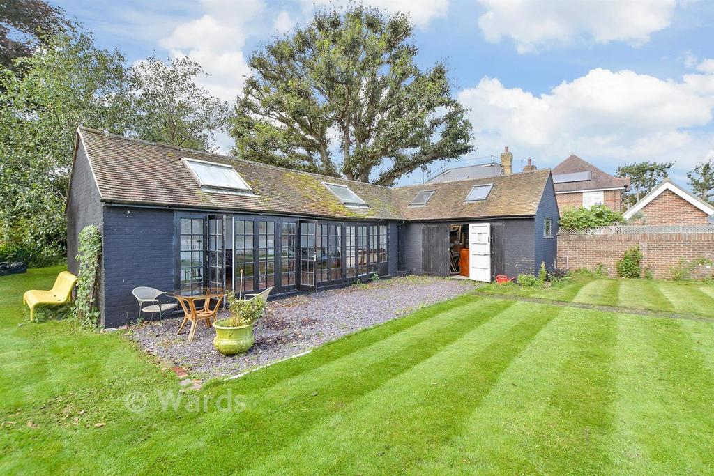 Workshop/Outbuildings