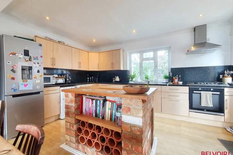 undefined, Blacksmith Lane, Cheltenham GL52