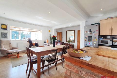 undefined, Blacksmith Lane, Cheltenham GL52