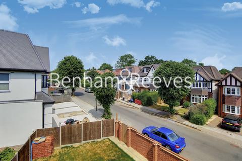 3 bedroom apartment to rent, Golders Green,  Hampstead NW11