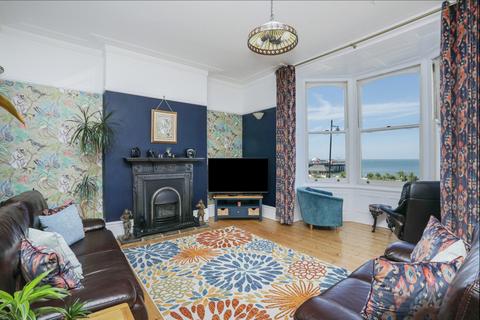 5 bedroom end of terrace house for sale, Central Parade, Herne Bay, CT6