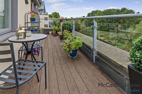 2 bedroom apartment for sale, Bowles Court, Westmead Lane, Chippenham, Wiltshire, SN15 3GU