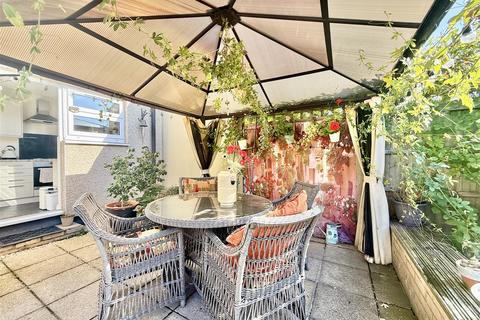 2 bedroom house for sale, Lodge Road, Writtle, Chelmsford