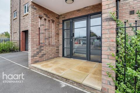 2 bedroom flat for sale, Stowmarket IP14