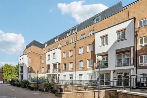 1 bedroom flat for sale, Devonhurst Place, London, W4