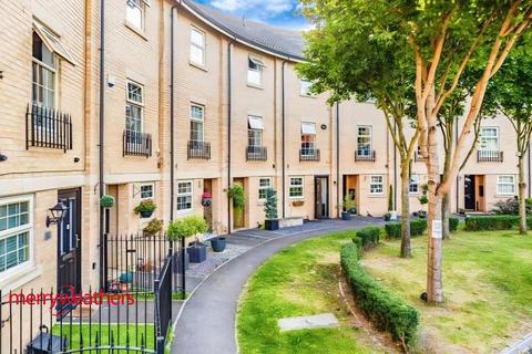 4 bedroom terraced house for sale, Orchard Mews, Bolton-Upon-Dearne, Rotherham