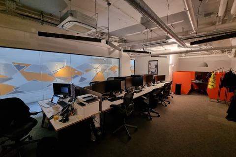 Retail property (high street) to rent, 3-5 Vandon St London SW1H 0AE