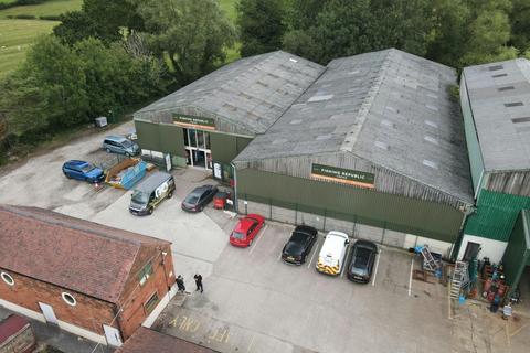 Warehouse to rent, Clay Ln Crewe CW1 5SQ