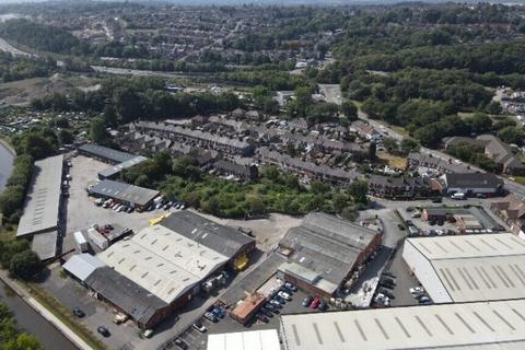Industrial unit to rent, Scott Lidgett Rd Stoke On Trent ST6 4NQ
