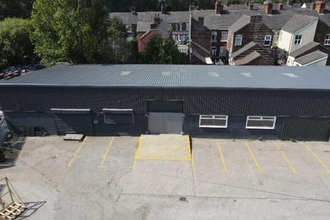 Industrial unit to rent, Scott Lidgett Rd Stoke On Trent ST6 4NQ