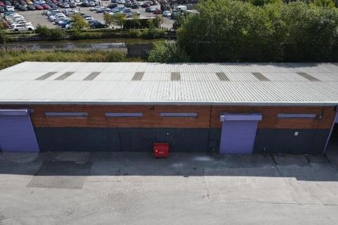Industrial unit to rent, 12A-12C Scott Lidgett Rd Stoke On Trent ST6 4NQ
