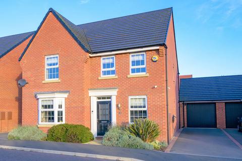 41 Arundel Drive, Grantham, NG31 8WN