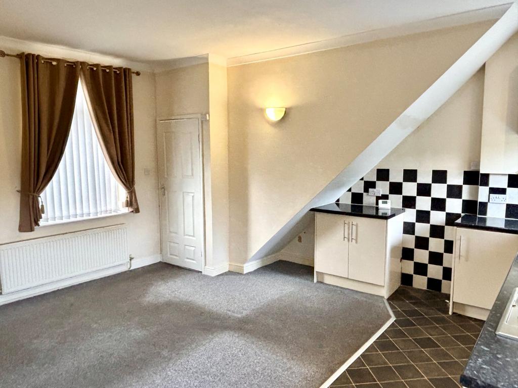 Lounge/Kitchen