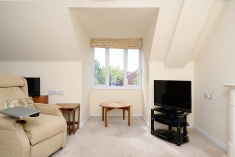 2 bedroom retirement property for sale, Laleham Road, Shepperton TW17