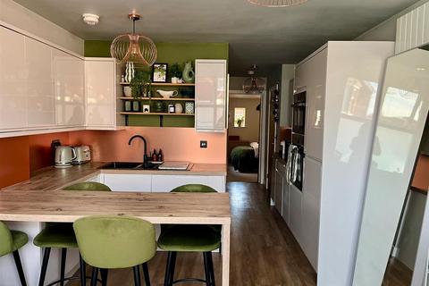 2 bedroom apartment for sale, Desborough Road, Eastleigh