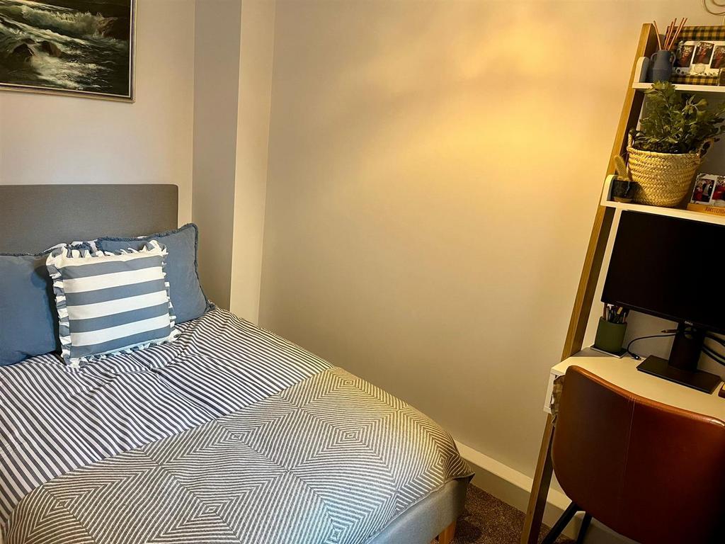 Second bedroom