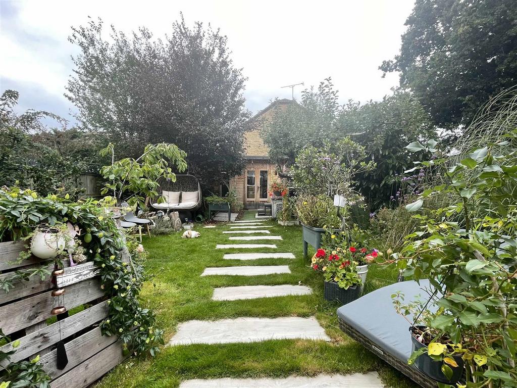Garden1.jpg