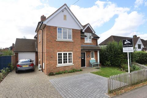 undefined, High Street, Prestwood, HP16