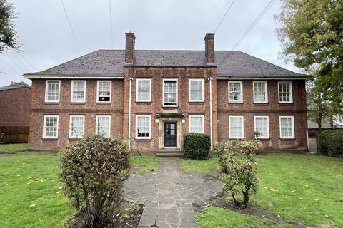 Latymer Road, Edmonton, N9