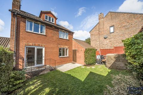 undefined, High Mead, Royal Wootton Bassett, SN4