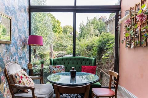 undefined, Mall Road, London W6
