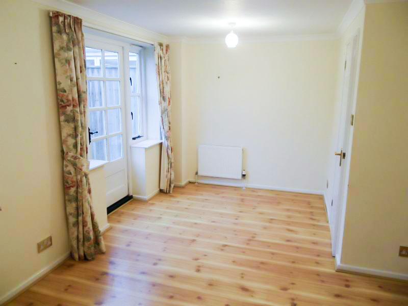 PD1638 Diningroom.JPG