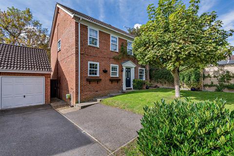 undefined, Poppy Close, Maidstone