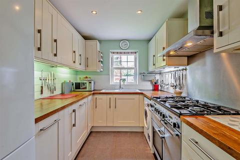 undefined, Poppy Close, Maidstone