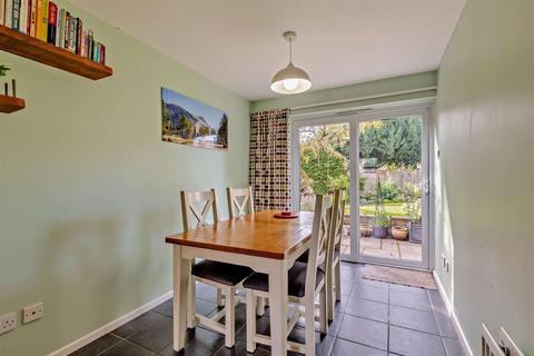 undefined, Poppy Close, Maidstone