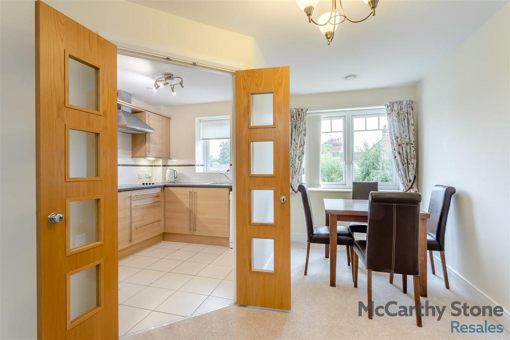 8663163-interior01.jpg