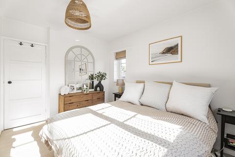 6 Broadfield Road, Woolmer Green, Knebworth, SG3 6LZ