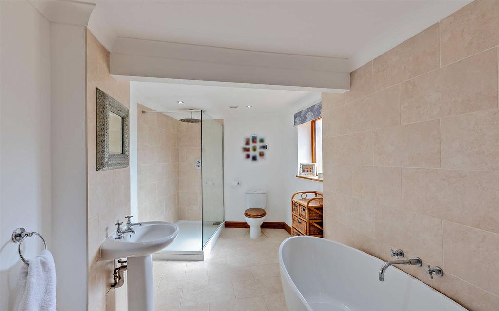 Family Bathrom