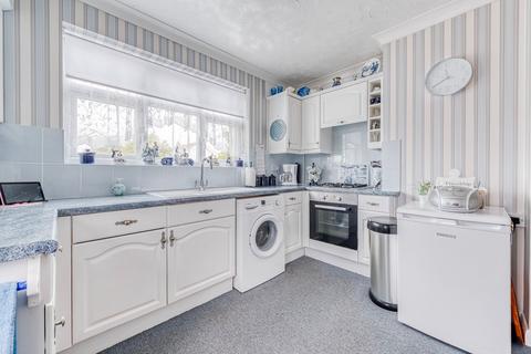 2 bedroom detached bungalow for sale, Arthur Avenue, Caister-On-Sea