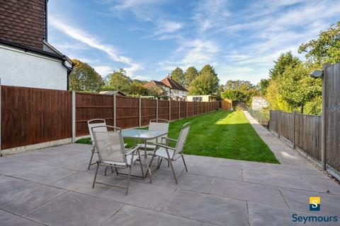 undefined, Woking Road, Surrey GU1