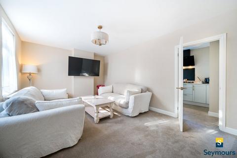 undefined, Woking Road, Surrey GU1
