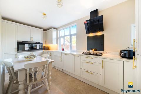 undefined, Woking Road, Surrey GU1