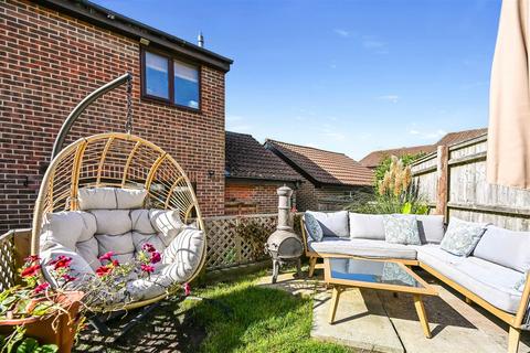 undefined, Derwent Close, Horndean