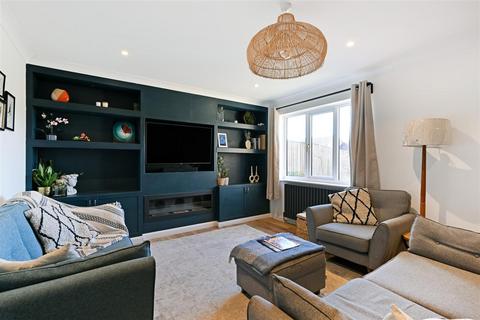 3 bedroom detached house for sale, Derwent Close, Horndean