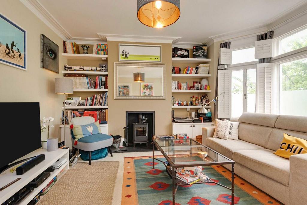 Living room, fireplace