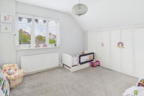 10 Glynde Road, Bexleyheath, DA7 4ET