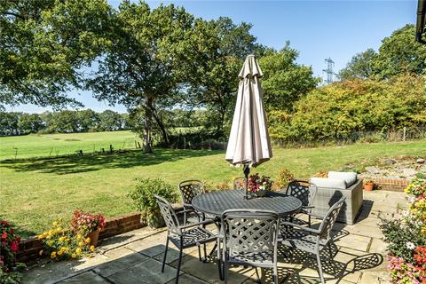 4 bedroom end of terrace house for sale, Middle Old Park, Farnham, GU9