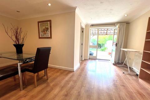undefined, Swansea Court, E16