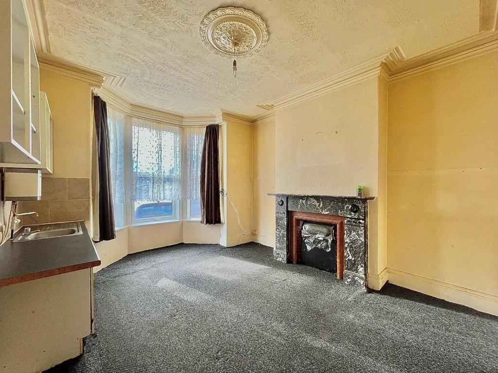 Flat 1