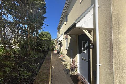 47 Pasmore Road, Helston, TR13 8ED